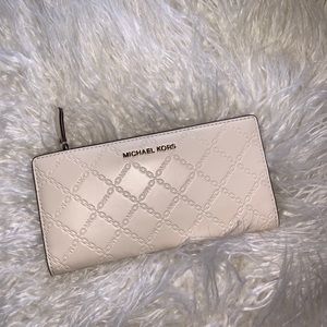 *NWOT* MICHAEL KORS- Money Pieces Slim Wallet